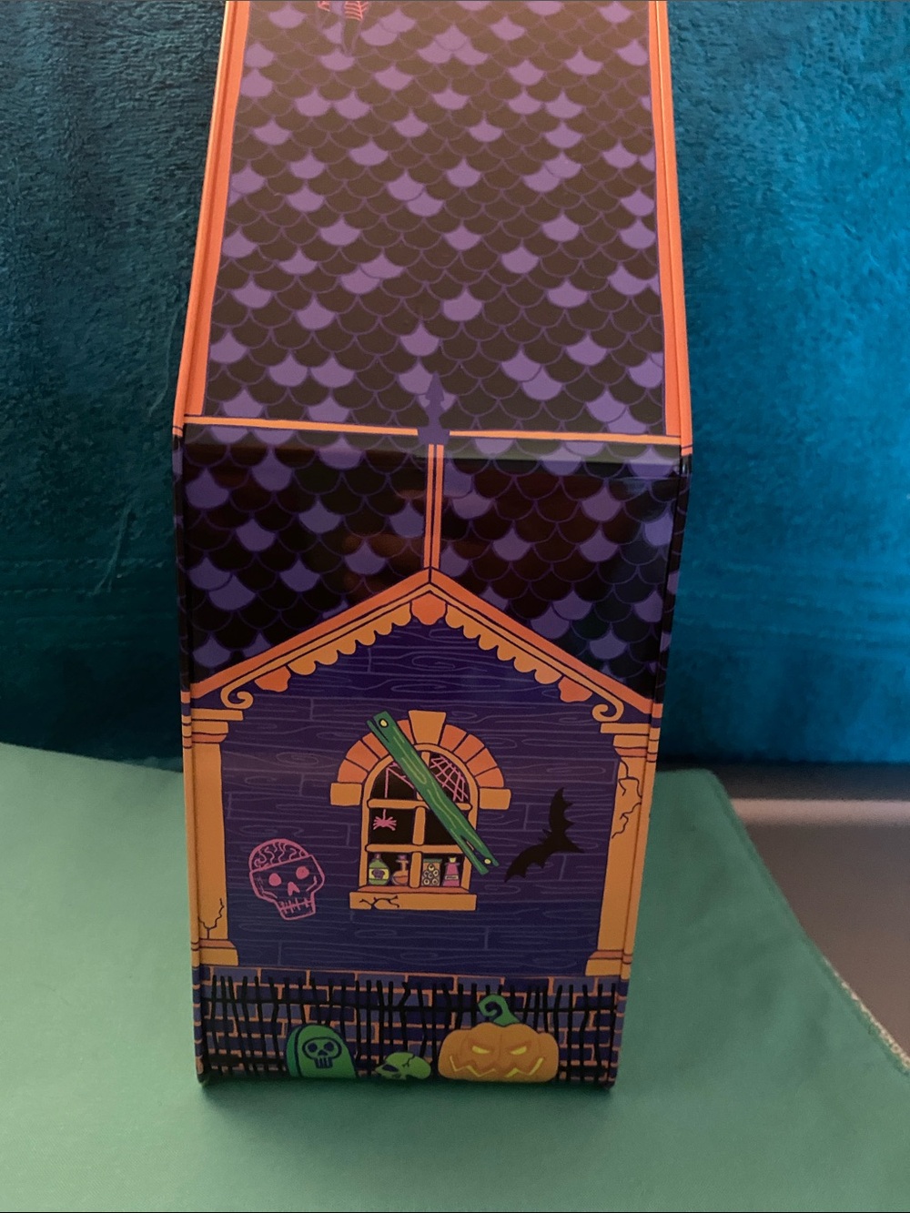 Lush Halloween Haunted House Product Holder Tin - Picture 2 of 5